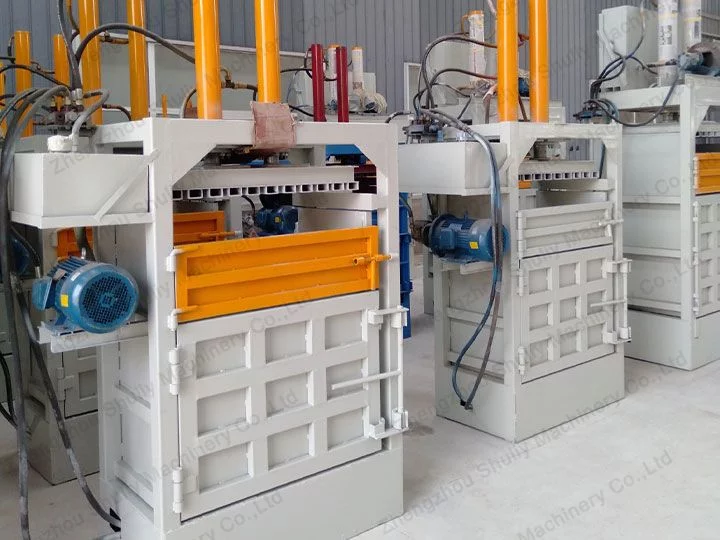 vertical baler machine