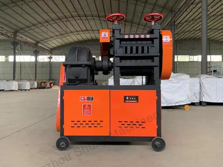 Steel Bar Straightening Machine 5 Rebar straightener with double lever adjustment