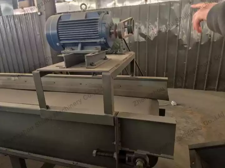 PET Bottle Washing Recycling Line | PET Bottle Flakes Washing Plant 9 Manual Sorting Platform