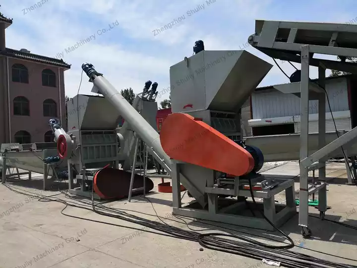 PET Bottle Washing Recycling Line | PET Bottle Flakes Washing Plant 14 PET Bottle Crusher