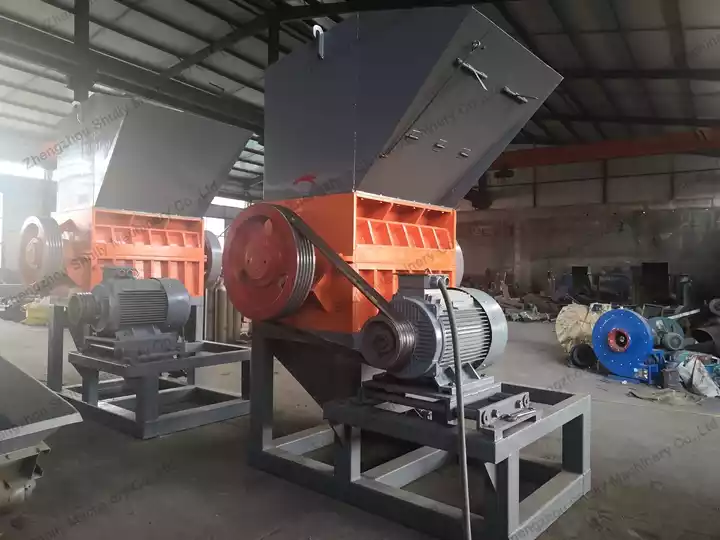 PET Bottle Washing Recycling Line | PET Bottle Flakes Washing Plant 13 PET Bottle Crushing Machine