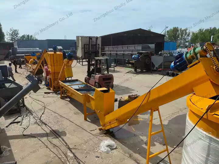 PET Bottle Washing Recycling Line | PET Bottle Flakes Washing Plant 16 Screw Elevator