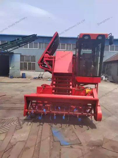 4‑wheel salt collecting machine with integrated crust breaking cutter