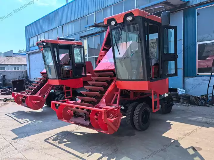 How Is Sea Salt Harvested from Salt Ponds? 8 Tire wheel sea salt collecting machine