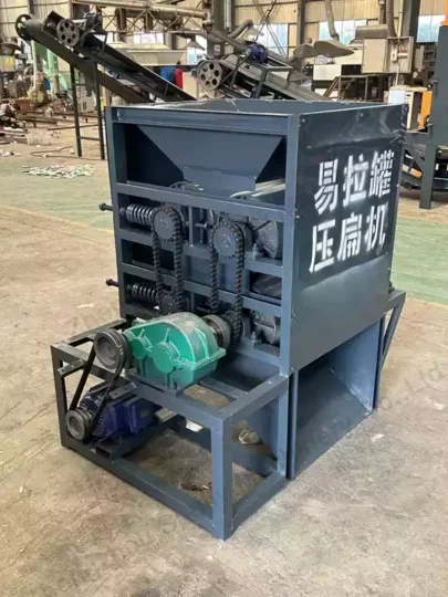 Aluminum can crusher